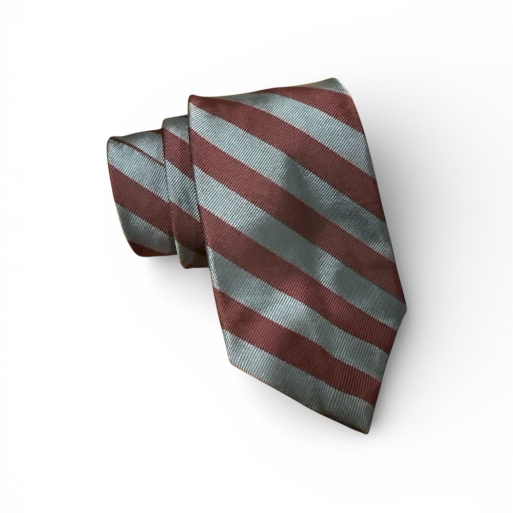 Harwell’s Silver/Gray Striped 100% Silk 3.5 Wide Preppy Academia Office‎ Wear